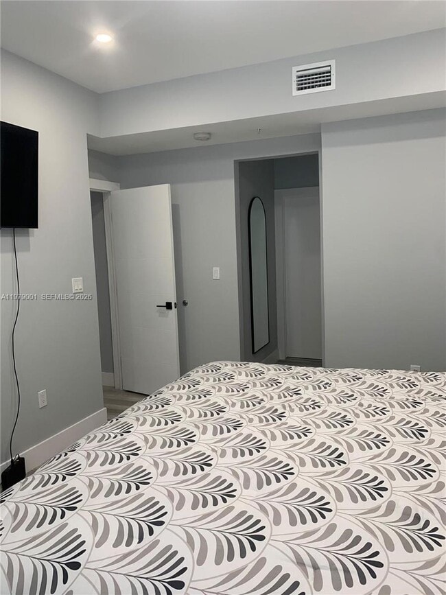 Building Photo - 10902 NW 83rd St