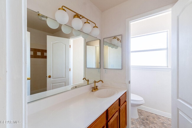 Building Photo - 7037 Luz De Espejo Dr