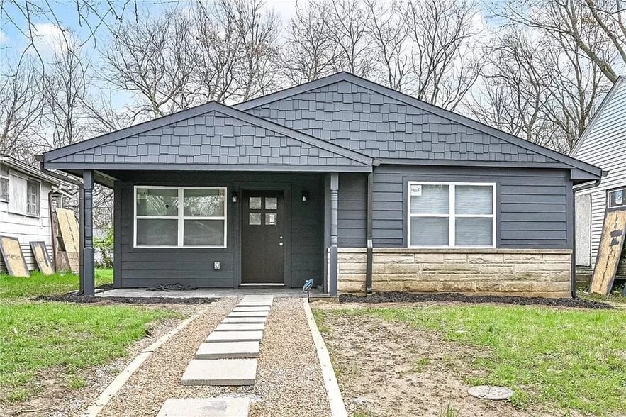 Building Photo - 4233 Crittenden Ave