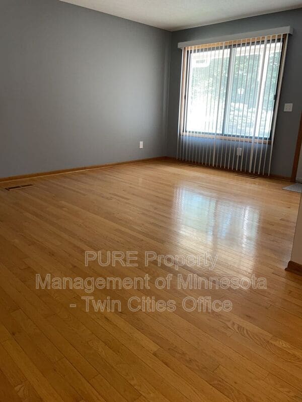 Building Photo - 4184 White Bear Pkwy