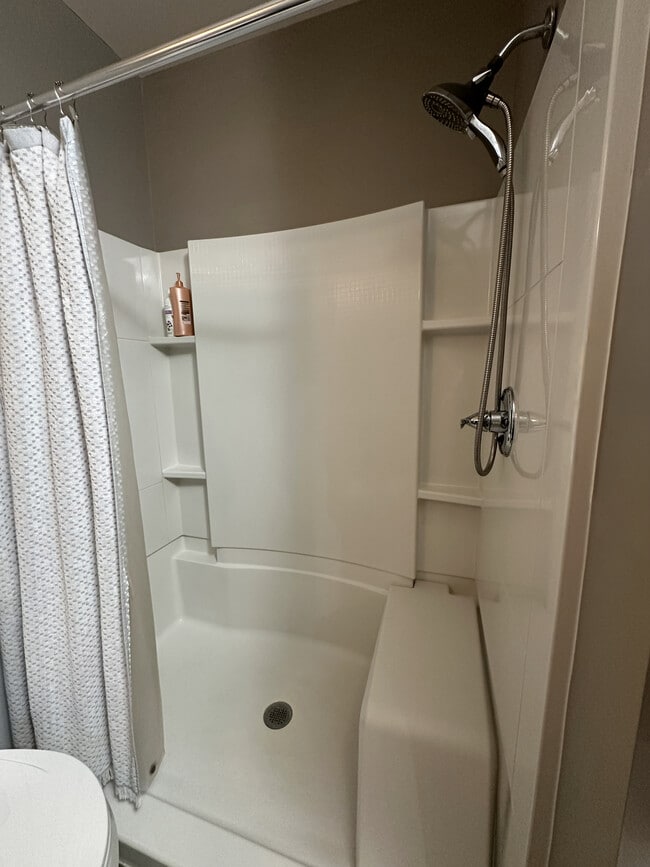 Building Photo - 2424 Calendula Rd