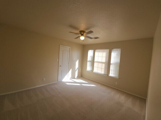 Building Photo - 21215 Encino Ash