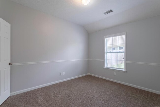 Building Photo - 623 Glenmede Ln
