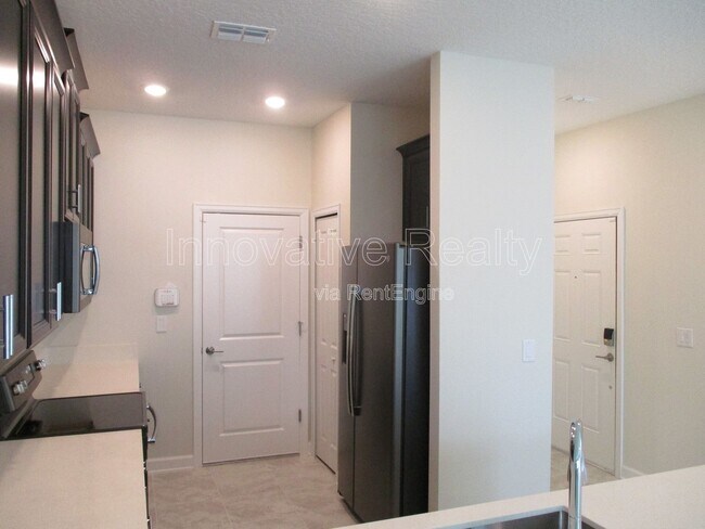 Building Photo - 12091 Scrub Palm Ln