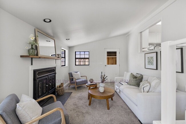 Building Photo - Central Novato Home with Large Yard and A/C!