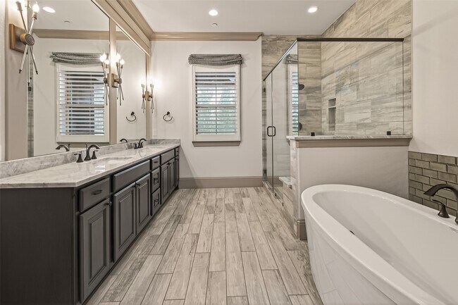 Building Photo - 722 Imperial Blvd