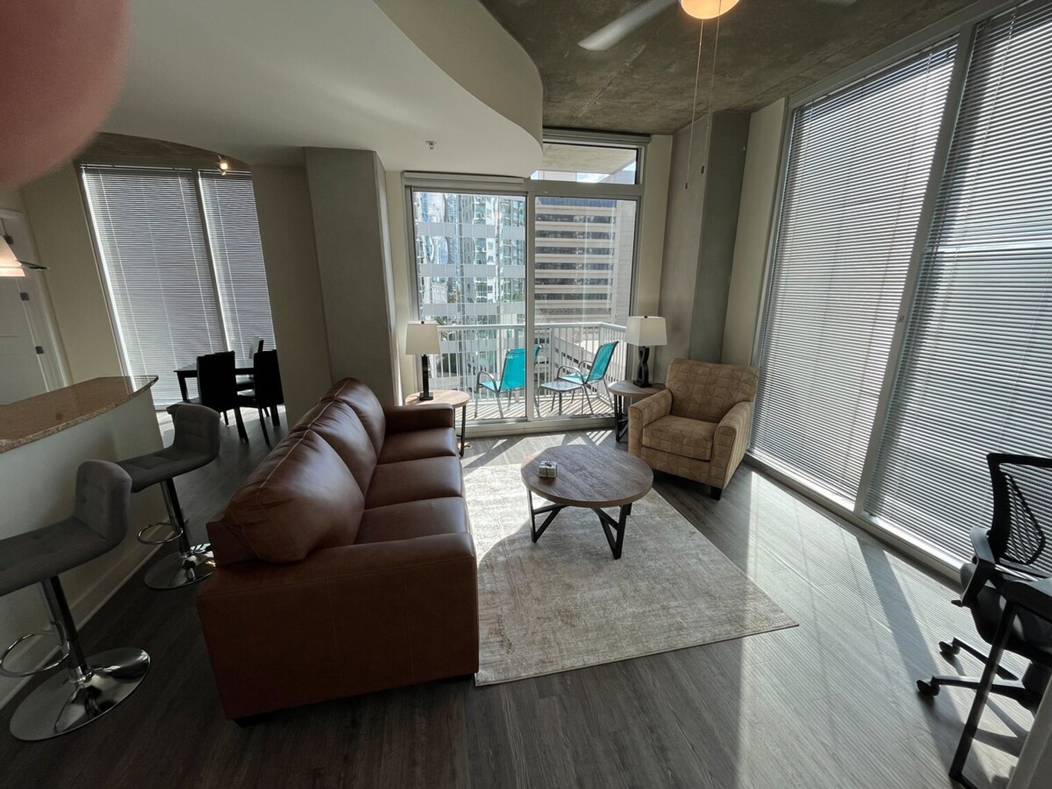 Building Photo - 440 S Church St