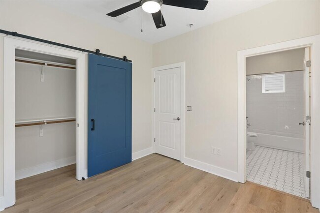 Building Photo - 1160 Lott Ave