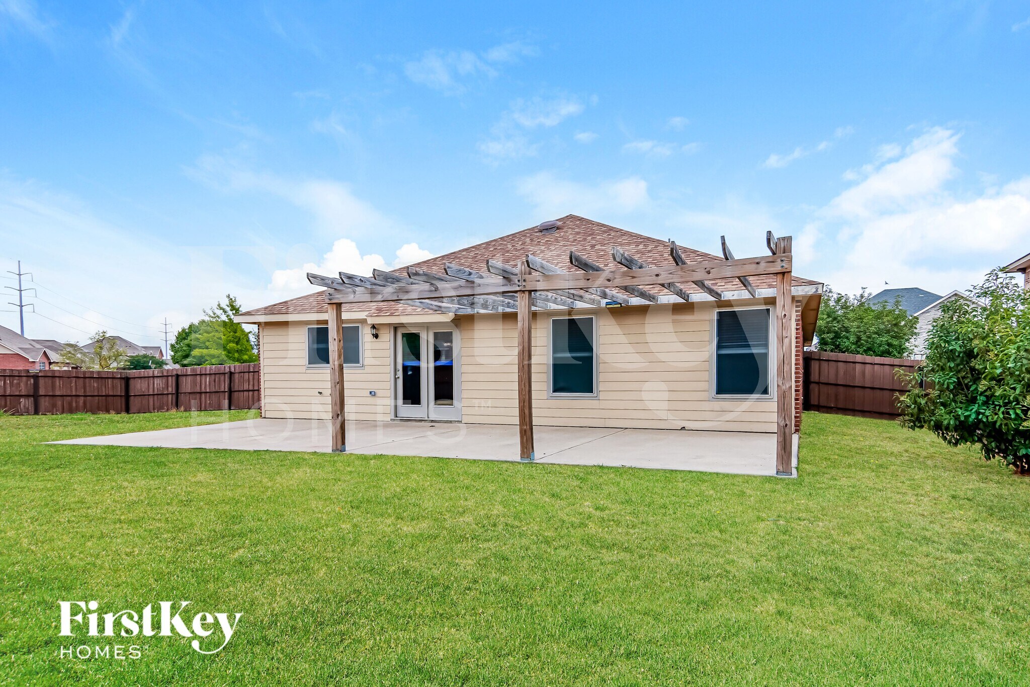 Building Photo - 229 Silver Spur Dr