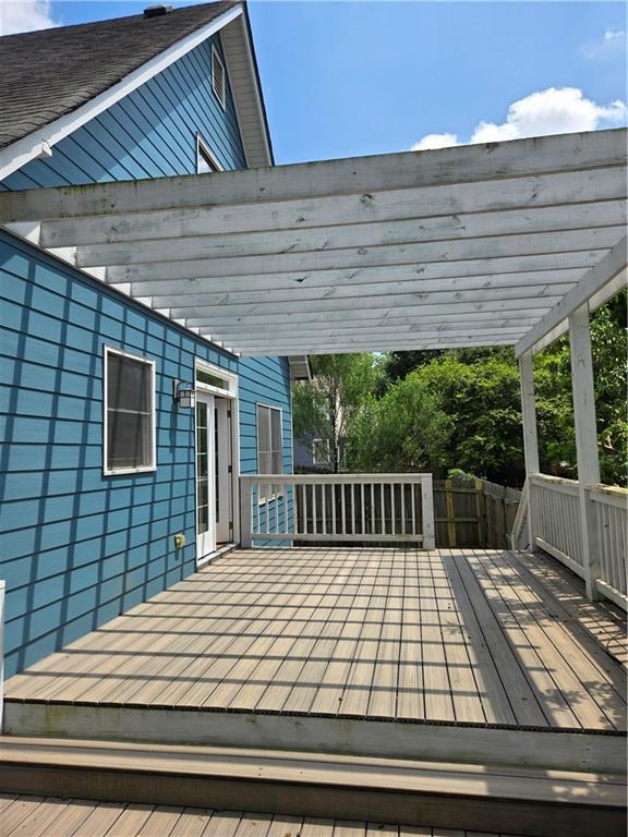 Building Photo - 105 Selman St SE