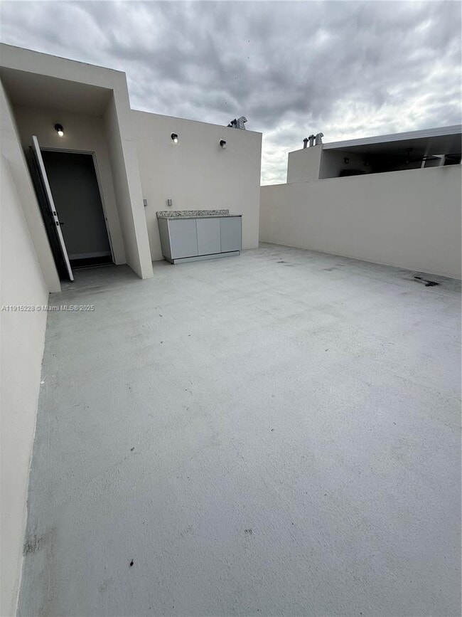 Building Photo - 25743 SW 144th Ave