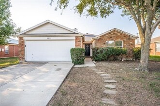 Building Photo - 3813 Sonoma Dr