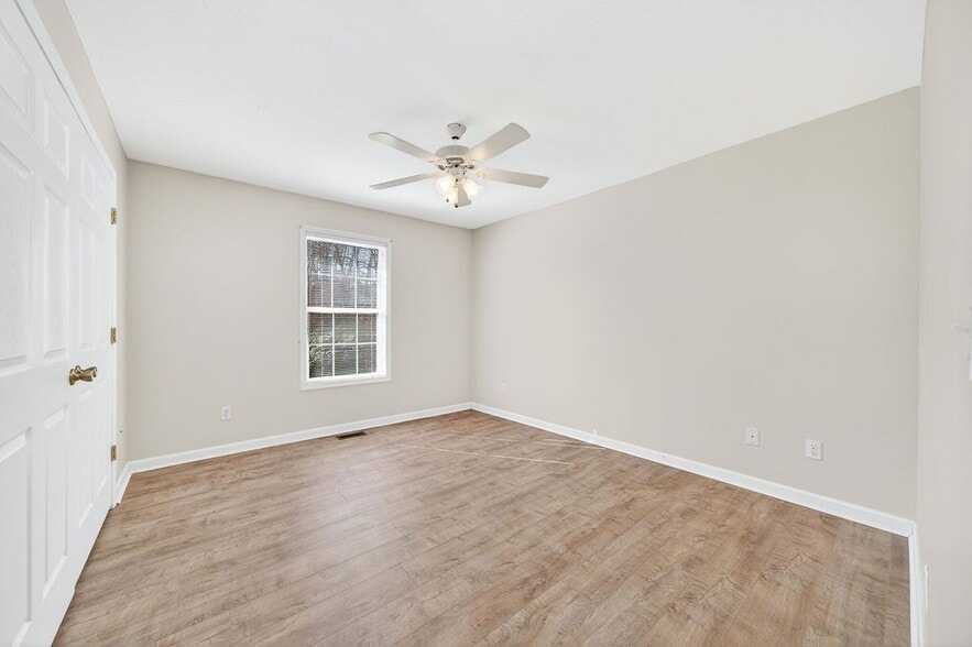 Building Photo - 39 Calloway Dr