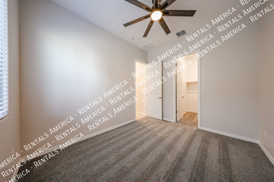 Building Photo - 4815 W Capistrano Ave