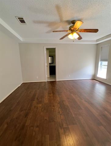 Building Photo - 1121 Goldenrod Dr