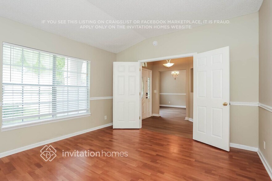 Building Photo - 12520 Gately Oaks Ln E