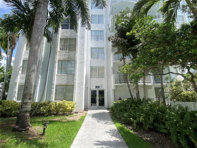 Building Photo - 488 NW 165th St