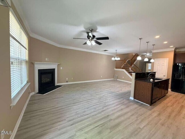 Building Photo - 1061 Remington Oaks Cir
