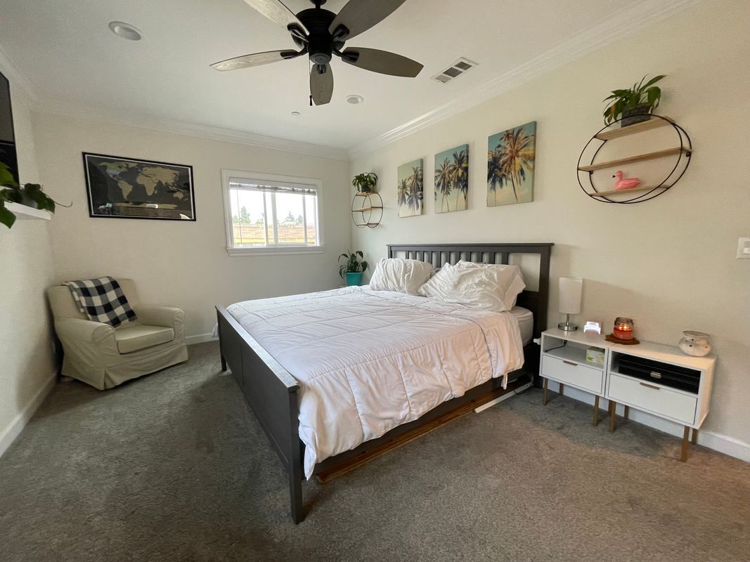 Building Photo - 6518 Walker Ave