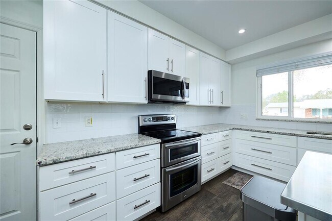 Building Photo - 3312 Nakora Dr