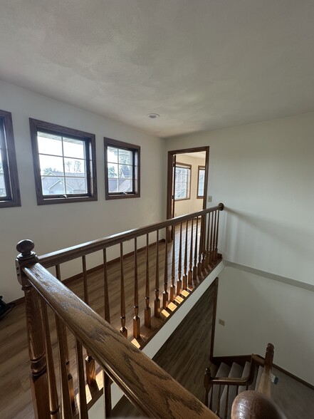 Building Photo - N511 Willowcrest Ct