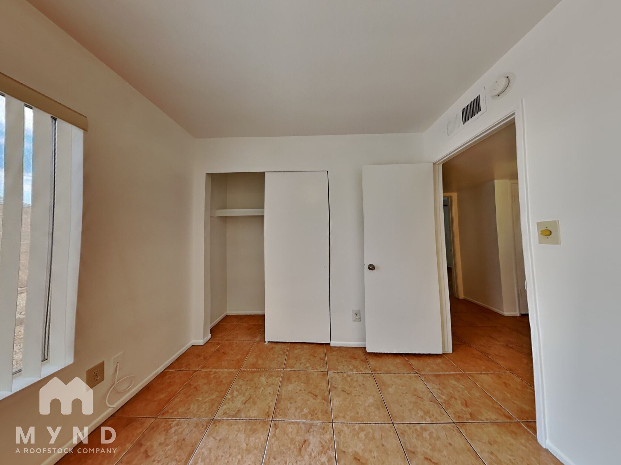 Building Photo - 3114 W Anderson Dr