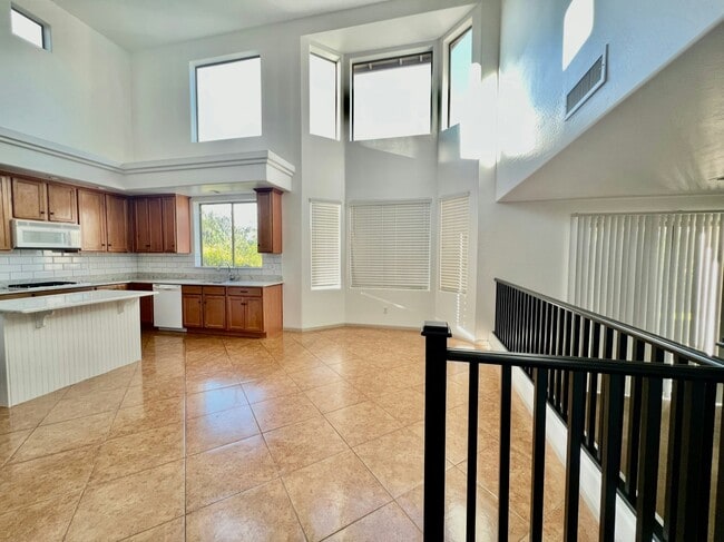 Building Photo - 4402 W Dorsaneo Ln