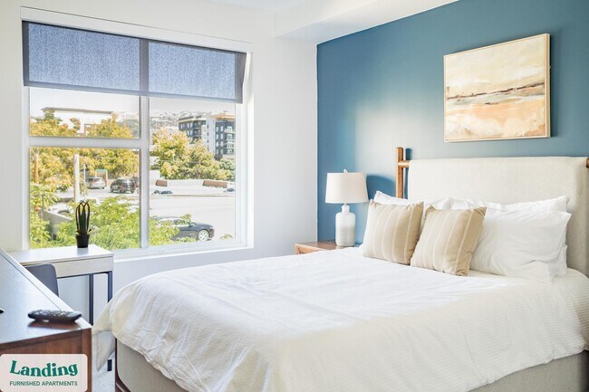 Building Photo - 357 E 500 S