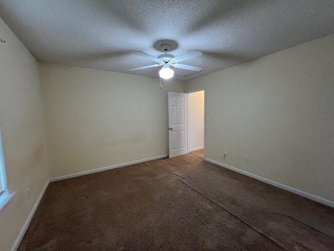 Building Photo - 2477 Nugget Ln