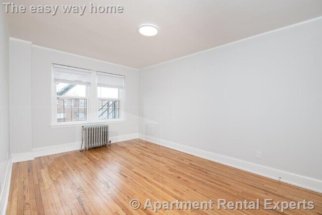 Building Photo - 123 Highland Ave