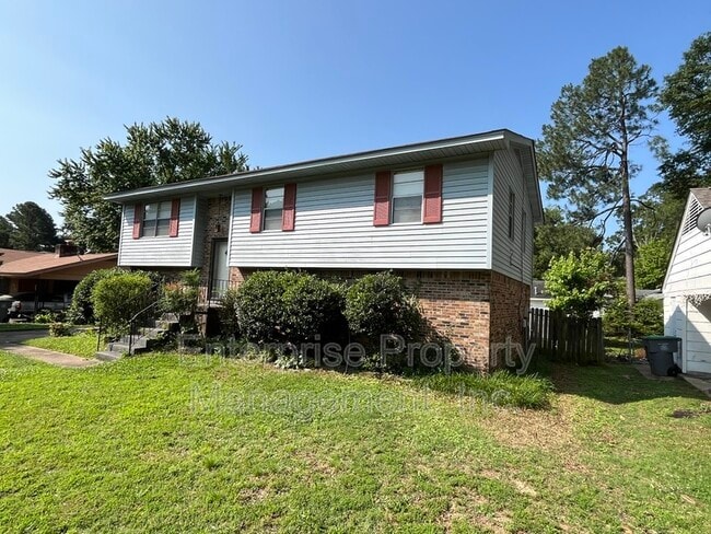 Building Photo - 3539 Glenshaw Dr