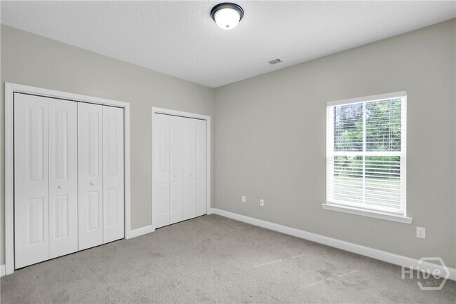 Building Photo - 1039 Meloney Dr