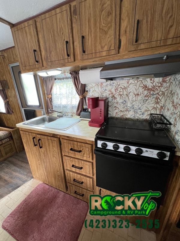 Building Photo - 496 Pearl Ln