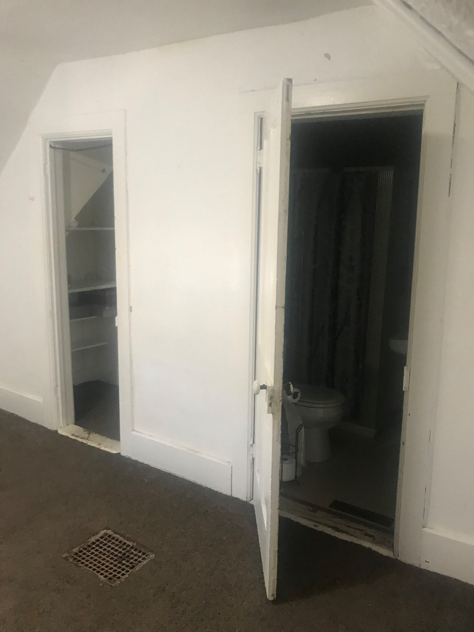 Master Bedroom - 625 14th Ave