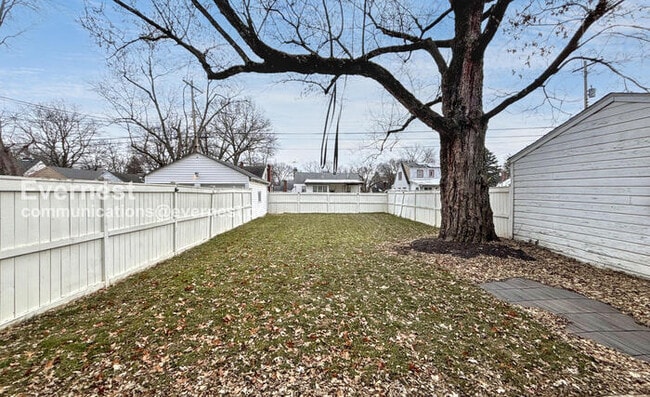 Building Photo - 616 Eastmoor Blvd