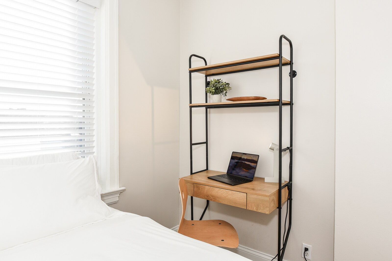 Building Photo - 2015 McNair Ave