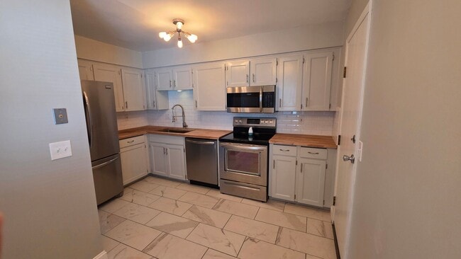 Building Photo - 8542_W. 108TH