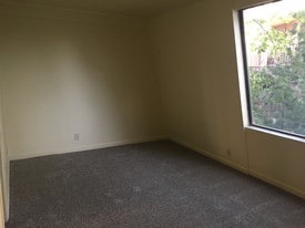 Building Photo - 29 Vista Rafael Pkwy