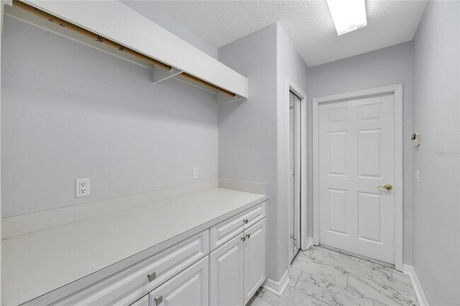 Building Photo - 17904 Cachet Isle Dr