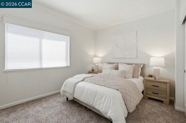 Building Photo - 1038 McCauley Rd