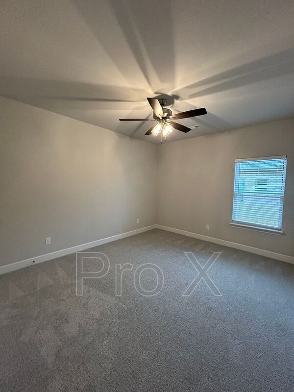 Building Photo - 2400 Salmon St