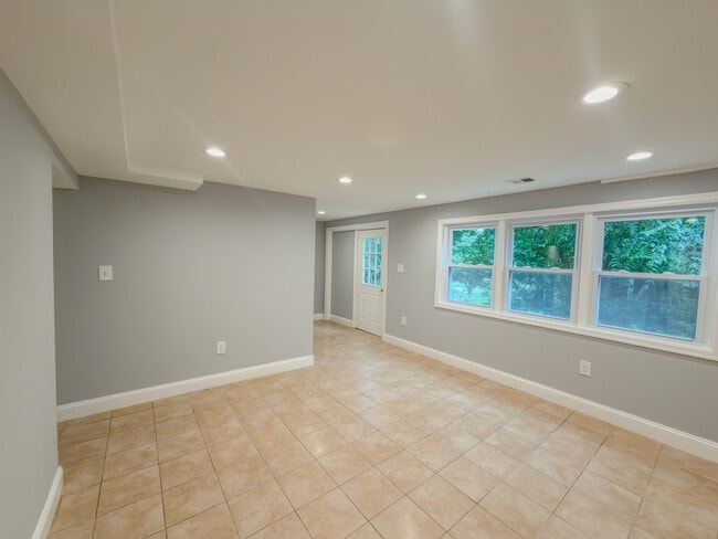 Building Photo - 9226 Limestone Pl