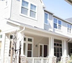 Building Photo - 367 Destino Cir