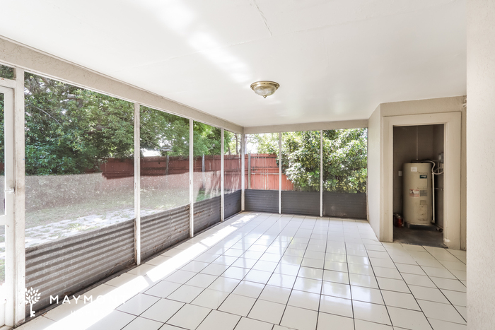 Building Photo - 4344 Kohler St