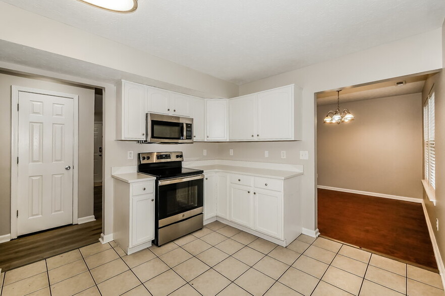 Building Photo - 3329 Gainesville Ct