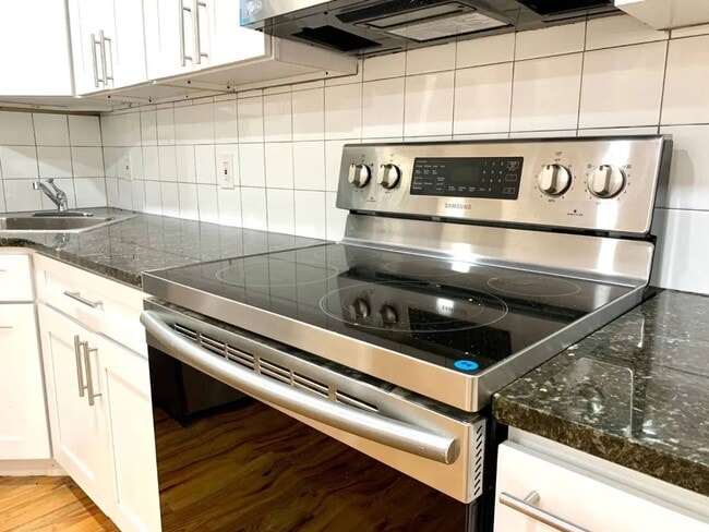 Building Photo - Beautifully Renovated Apartment in Cortlandt Manor