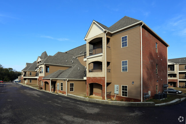 Primary Photo - The Courts Apartments