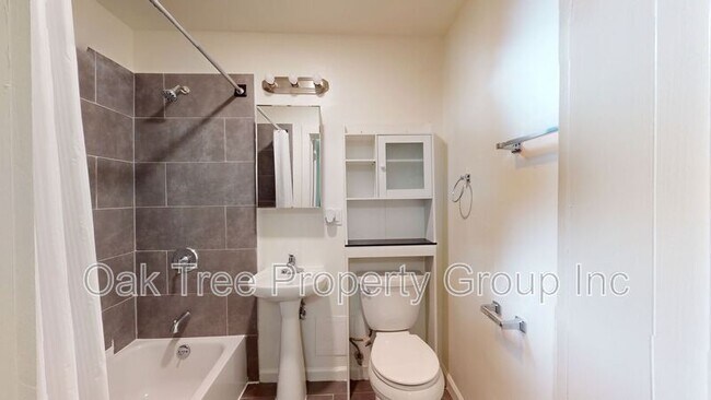 Building Photo - 351 Lester Ave