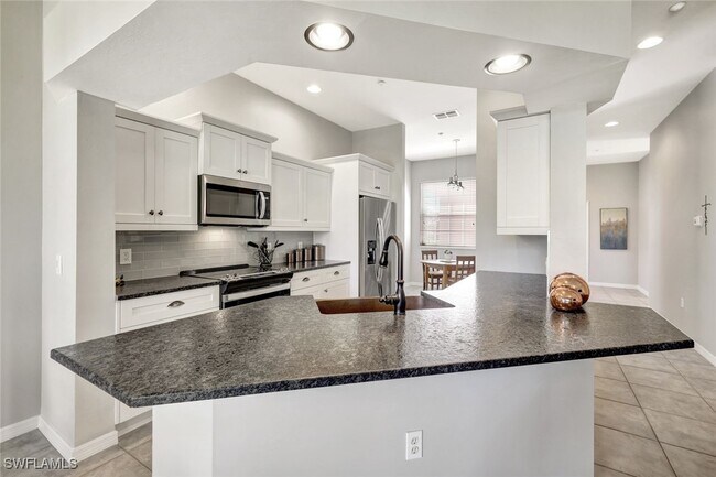 Building Photo - 12607 Fox Ridge Dr