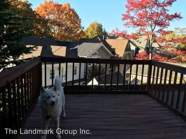 Building Photo - 3216 E Madison St